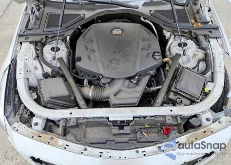 2017 Cadillac Ct6 Luxury z USA, uszkodzony, nr VIN 1G6KD5RS8HU191897